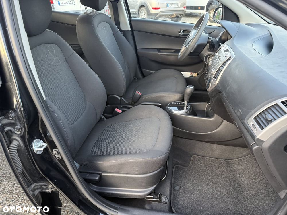 Hyundai i20 1.4 Automatik Comfort - 20