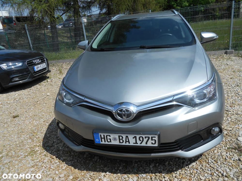 Toyota Auris 1.6 D-4D Executive - 2