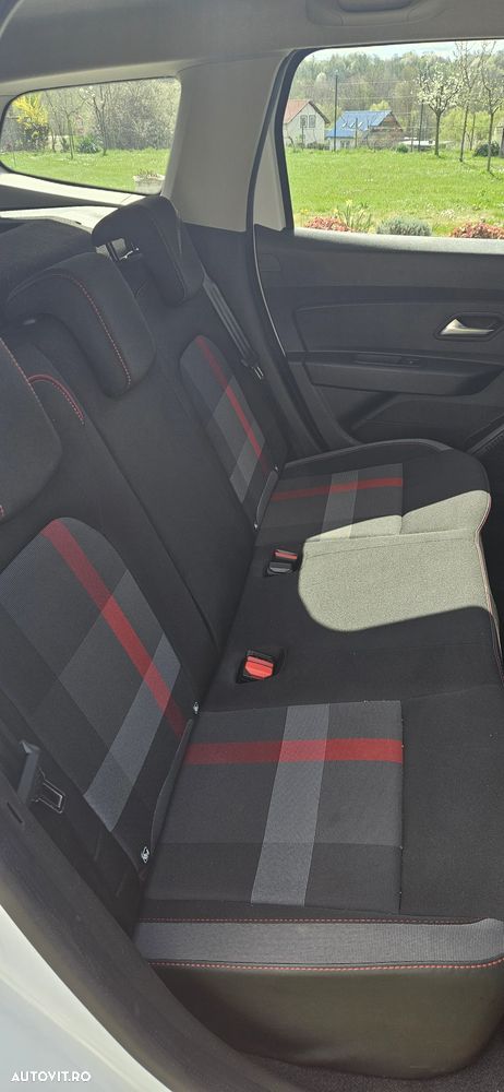 Dacia Duster TCe 130 2WD GPF Prestige - 11