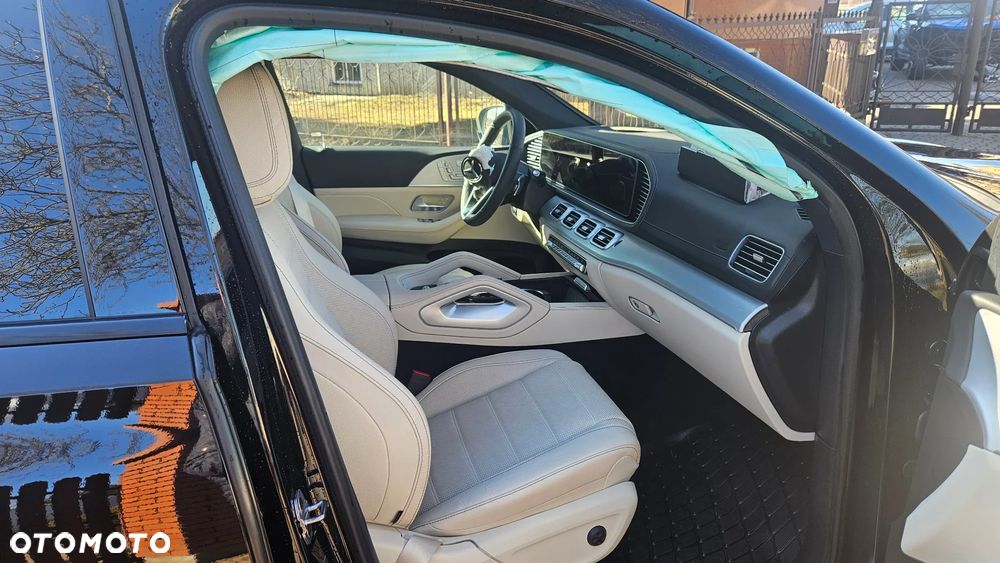 Mercedes-Benz GLE - 33