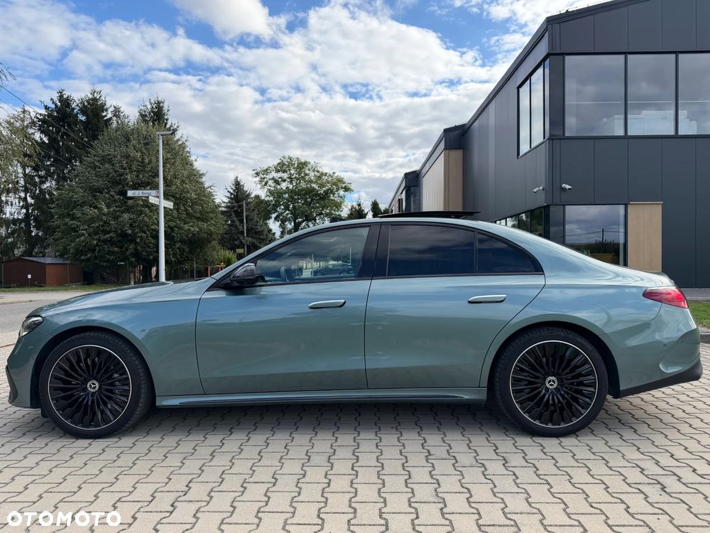 Mercedes-Benz Klasa E 220 d mHEV 4-Matic AMG 9G-Tronic - 22
