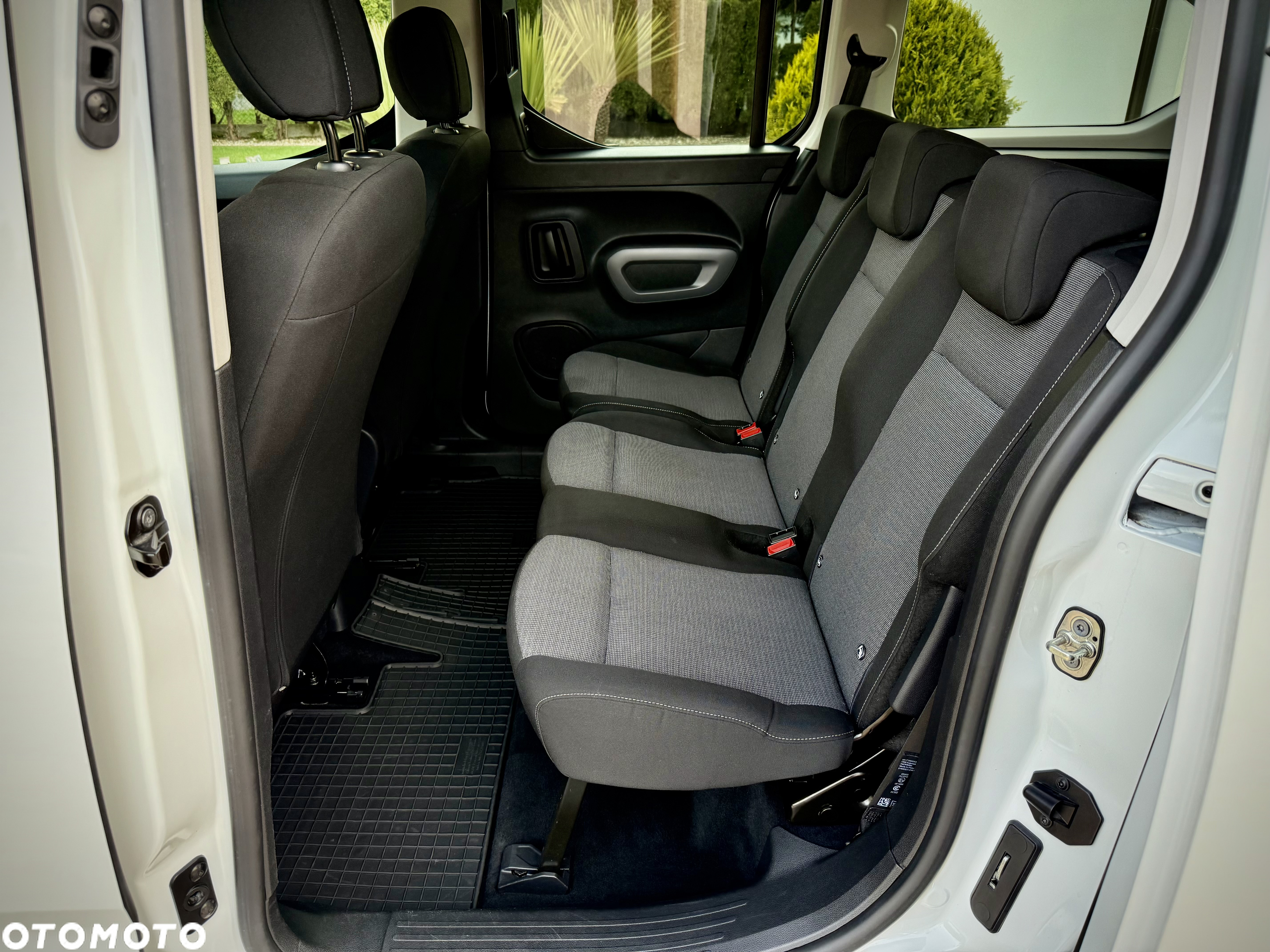 Toyota Proace City Verso Long 1.5 D-4D Business - 20