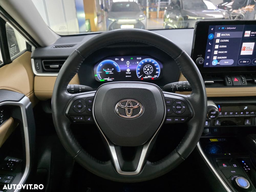 TOYOTA RAV4 2024 — imagine 12