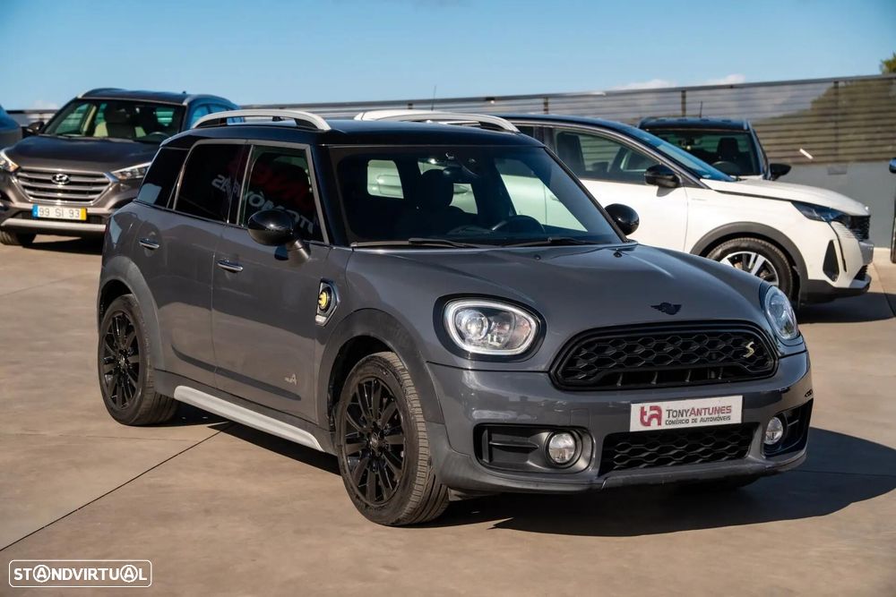 MINI Countryman Cooper SE ALL4 Auto - 11