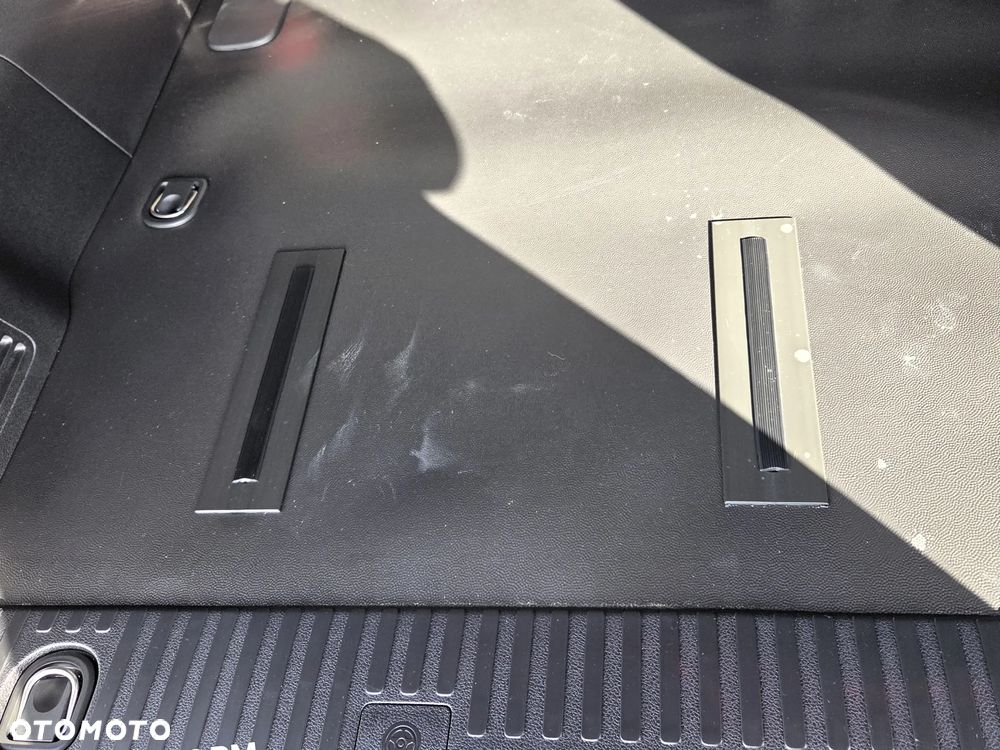 Peugeot Traveller 2.2 BlueHDi Long Business EAT8 - 18