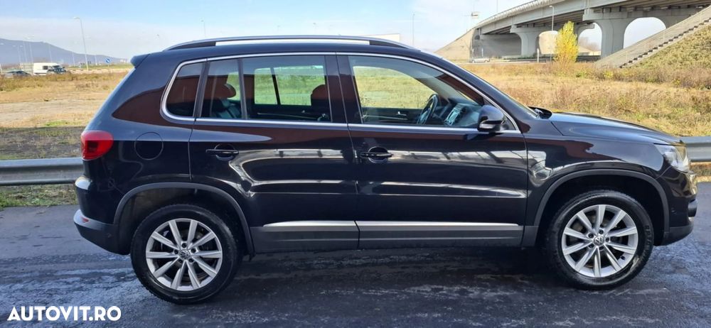 Volkswagen Tiguan 2.0 TDI 4Motion DSG Sport & Style - 10