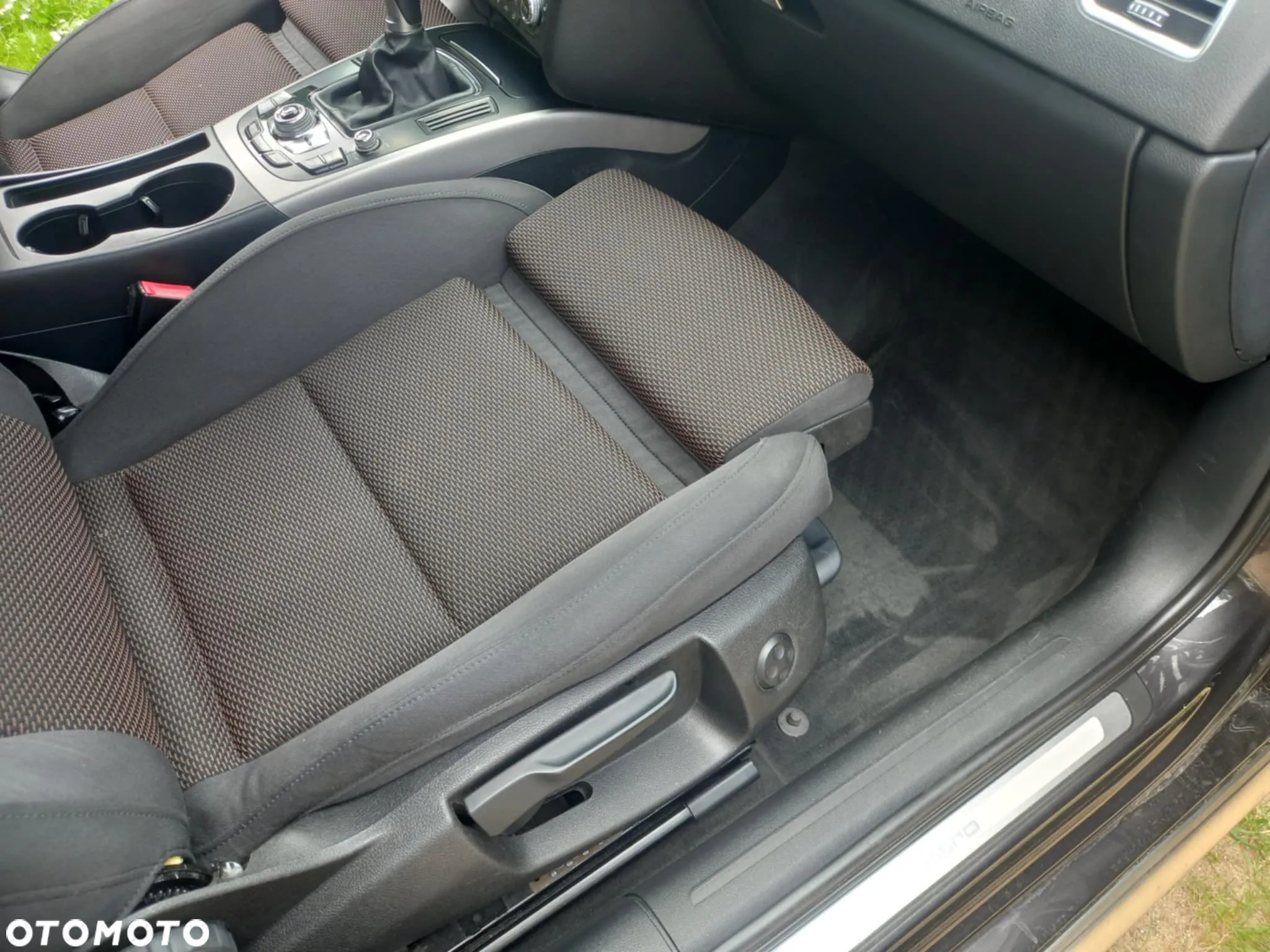 Audi A4 Allroad 2.0 TDI Quattro - 25