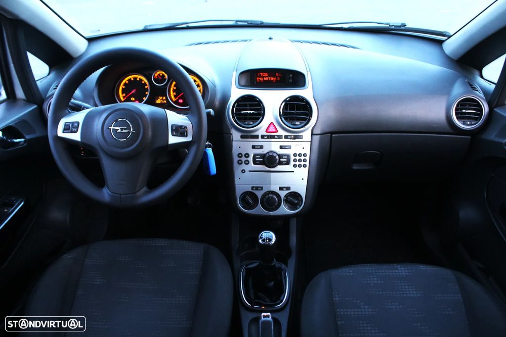 Opel Corsa 1.2 City S/S - 25