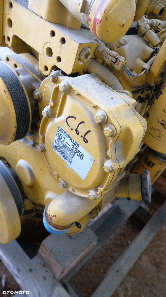 Głowica do silnika Caterpillar C 6.6 Perkins 1106 wszystkie inne części do tego silnika - 5