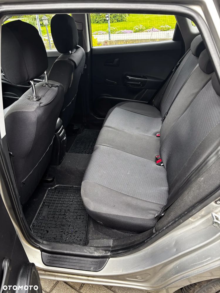 Kia Ceed 1.4 S Euro2012 - 10