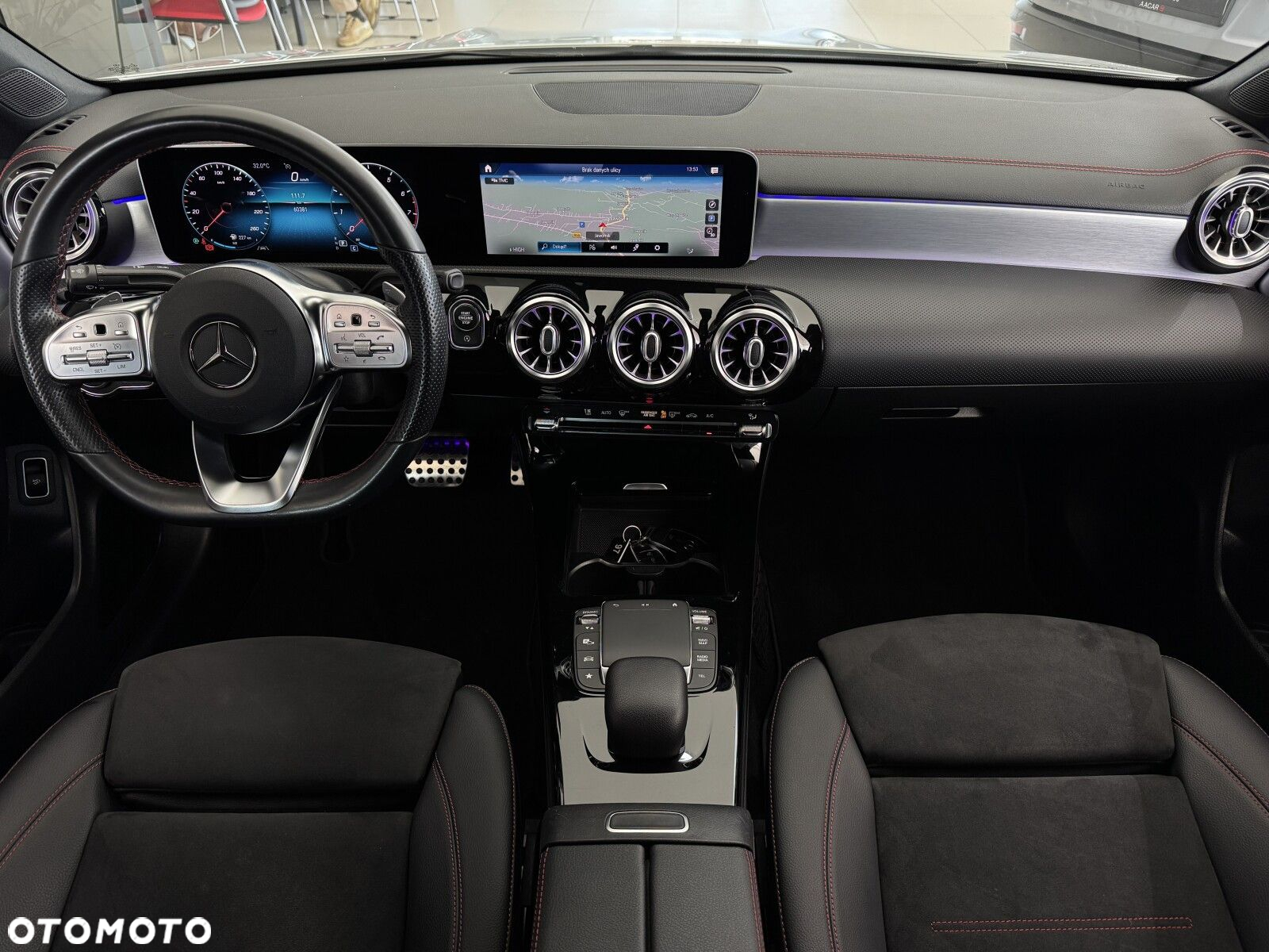 Mercedes-Benz CLA - 14