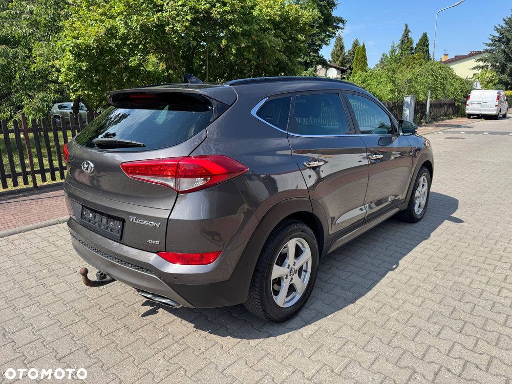 Hyundai Tucson 2.0 CRDI 4WD Automatik Premium - 4