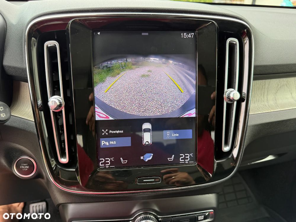 Volvo XC 40 T3 Inscription - 32