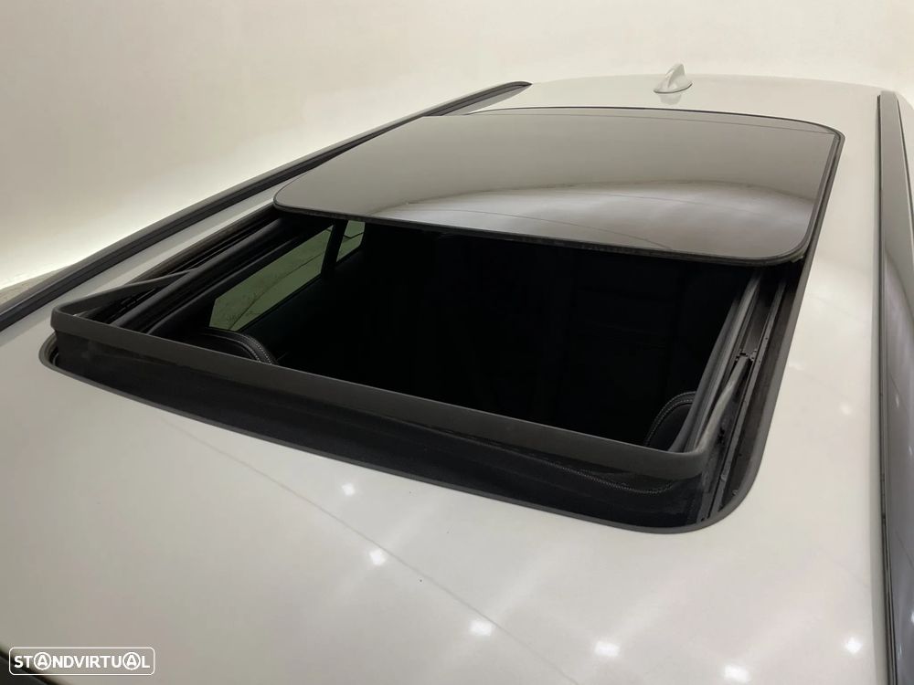 Volvo V60 2.0 T6 AWD TE R-Design - 16