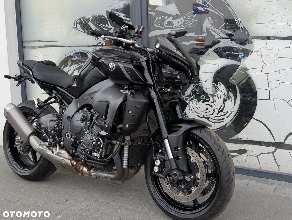 Yamaha MT - 8
