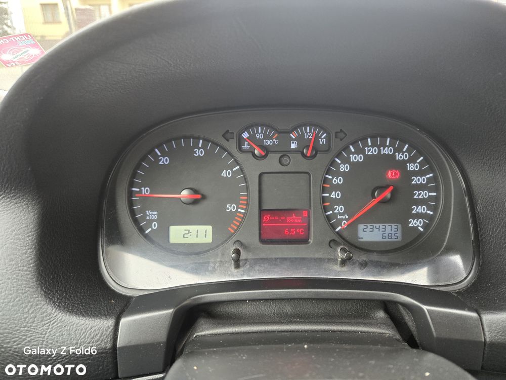 Volkswagen Golf 1.9 TDI - 9