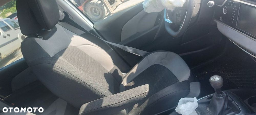 citroen c4 picasso ii 1,6 ehdi rozrusznik - 7