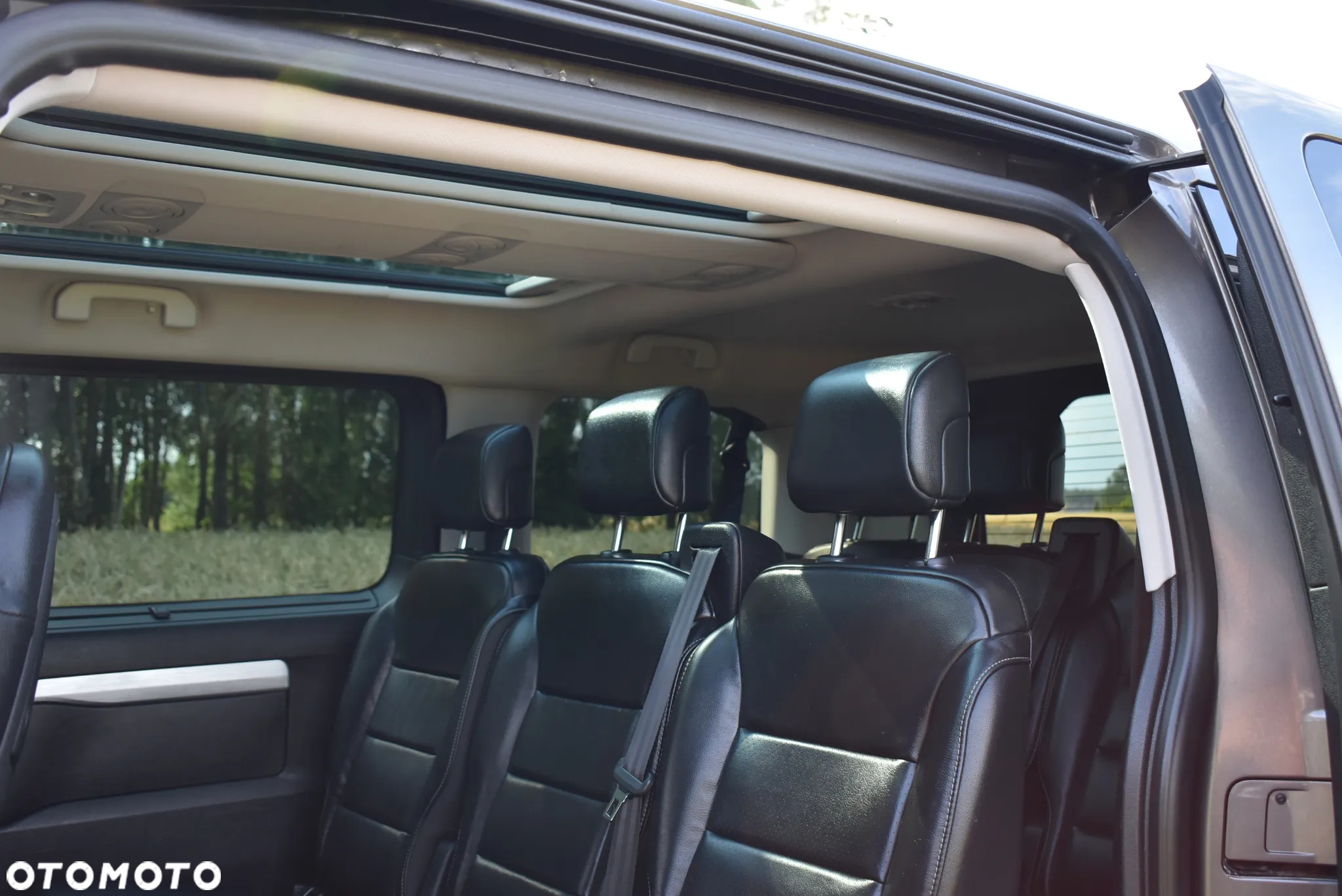 Peugeot Traveller 2.0 BlueHDi Standard Business Vip - 24