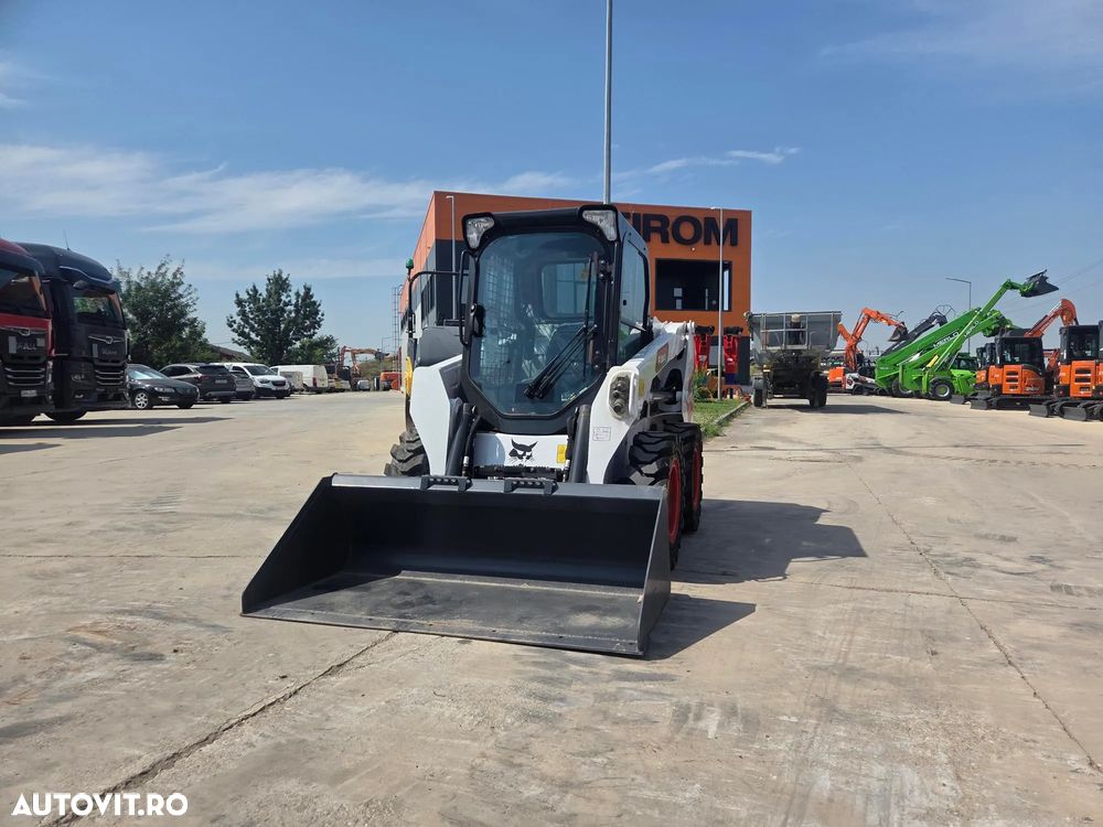 Bobcat S510, 2025, NOU, ridica 800kg, Masa operationala 3t, ANVELOPE PLINE, cabina inchisa cu AER CONDITIONAT, latime 1,7m, lungime 3,3m, inaltime 2m, motor KUBOTA 50CP, cupla rapida, furci, Jouystickuri, posibil leasing 4 ani-PROMOTIE 42.900 EUR+Tva - 16