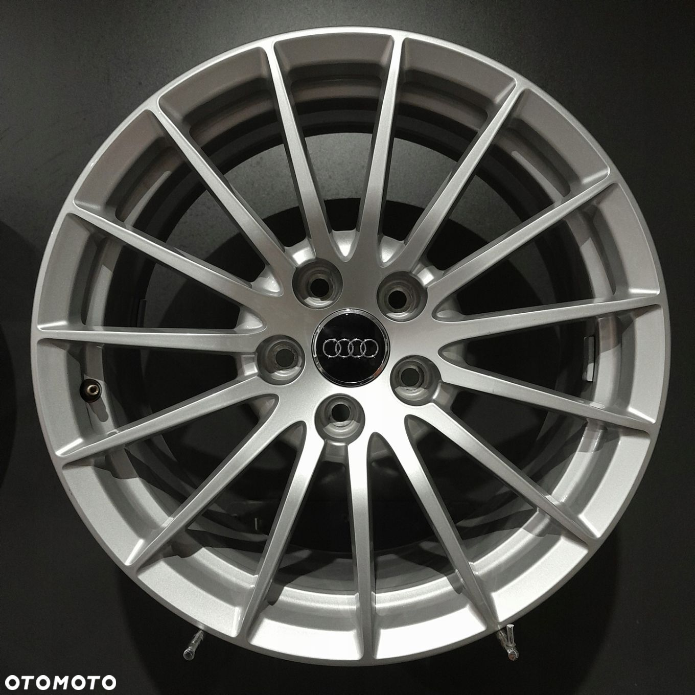 Felgi 17 5x112 Audi A4 B8 B9 Allroad, A5, Q5 OE F505144-33 - 2