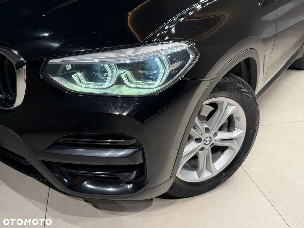 BMW X3 xDrive20d Advantage - 19
