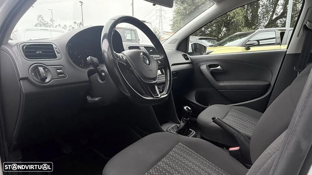 VW Polo 1.0 Trendline - 9