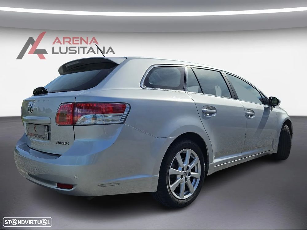 Toyota Avensis SW 2.0 D-4D Exclusive +Pele+GPS - 8