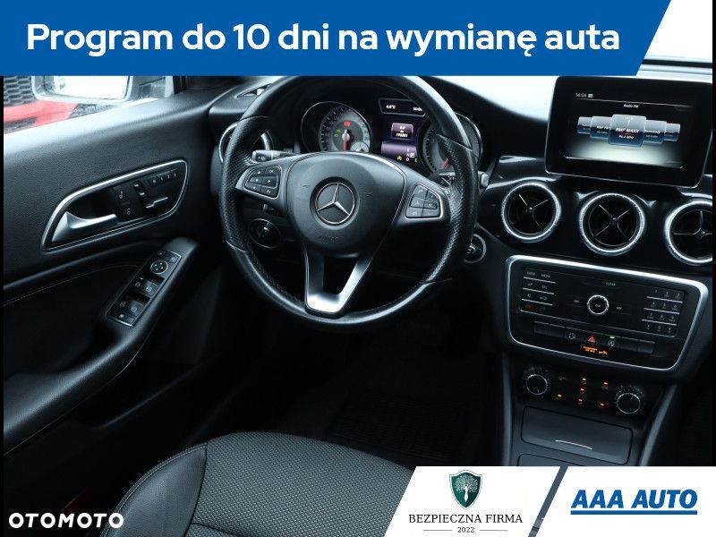 Mercedes-Benz CLA - 8