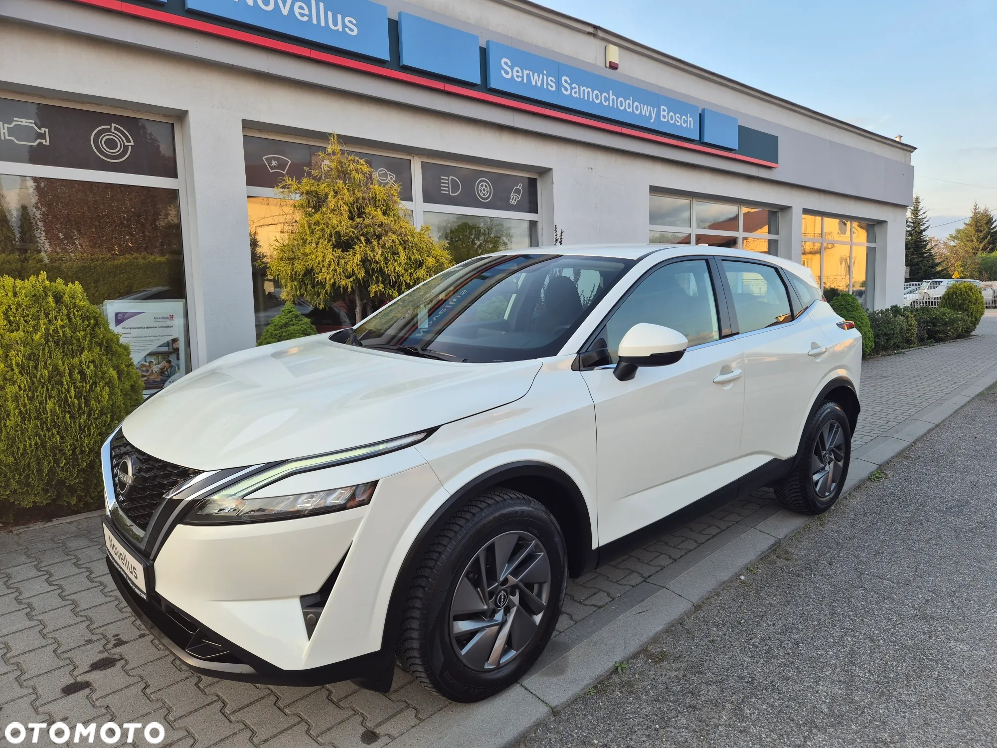 Nissan Qashqai 1.3 DIG-T mHEV Acenta Xtronic - 17