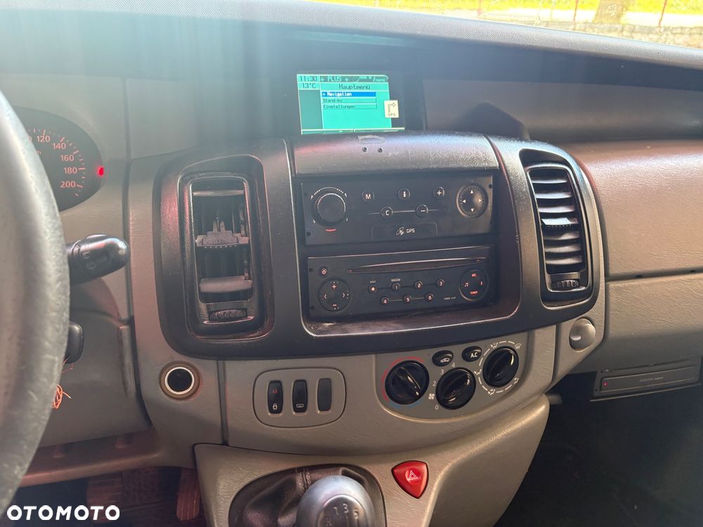 Renault Trafic - 9