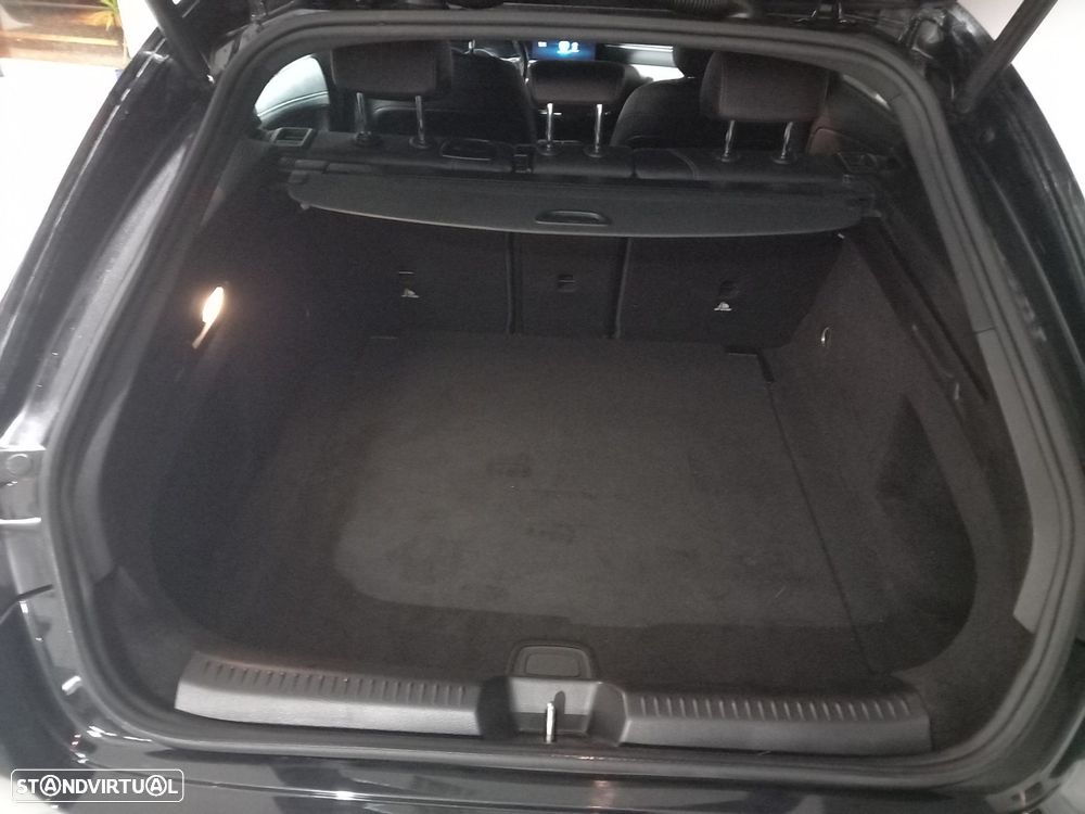 Mercedes-Benz CLA 180 - 6