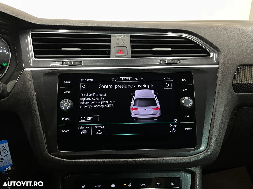 Volkswagen Tiguan 2.0 TDI SCR 4MOTION DSG Life - 17