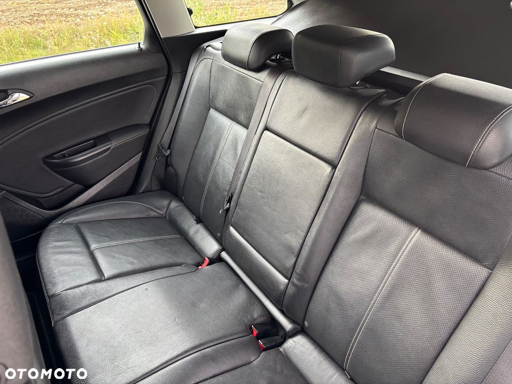 Opel Astra 1.7 CDTI Cosmo S&S - 11