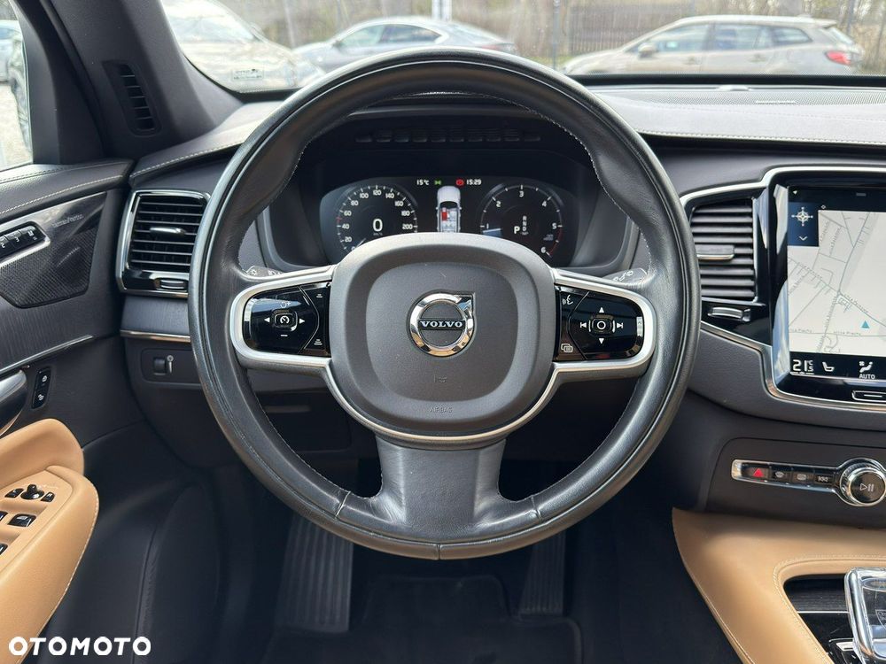 Volvo XC 90 - 28