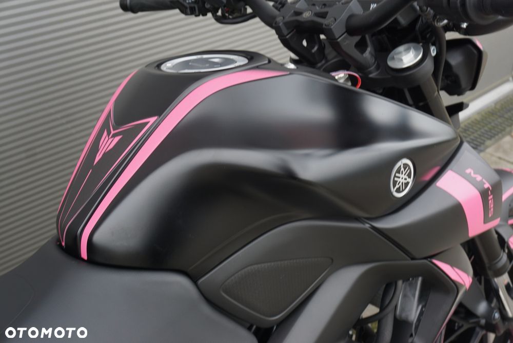 Yamaha MT - 5