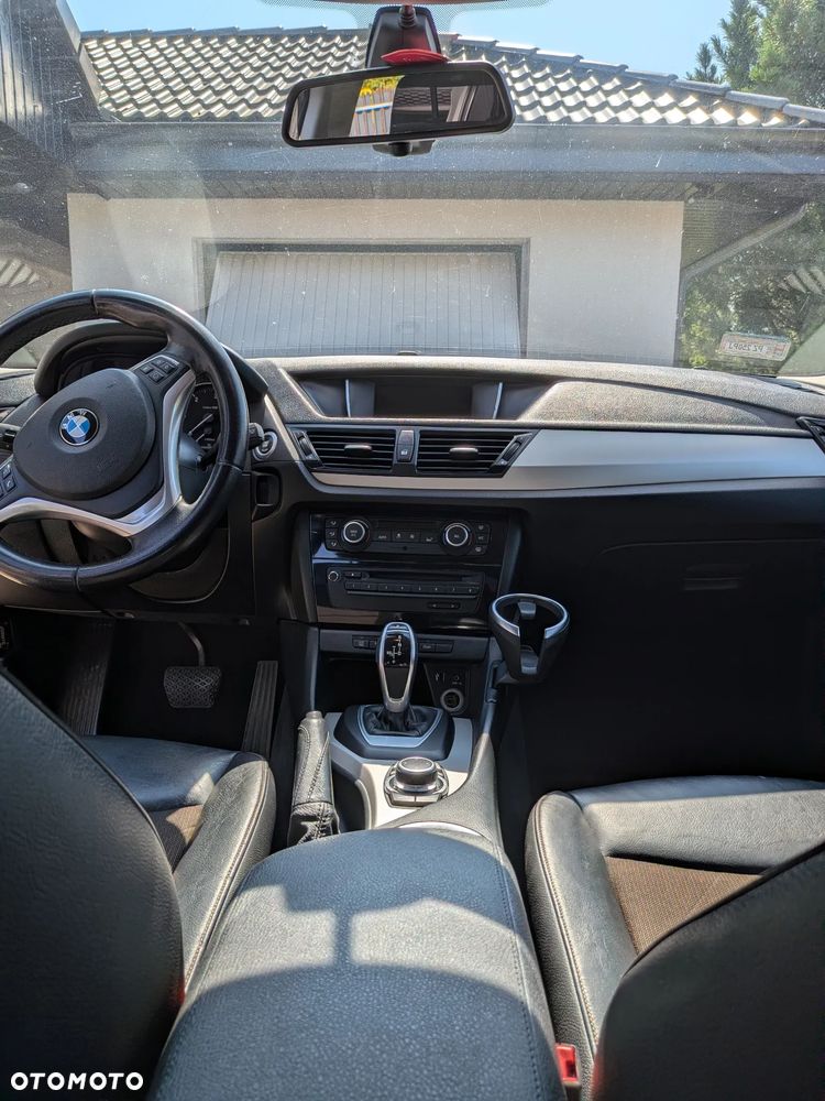 BMW X1 xDrive18d - 8