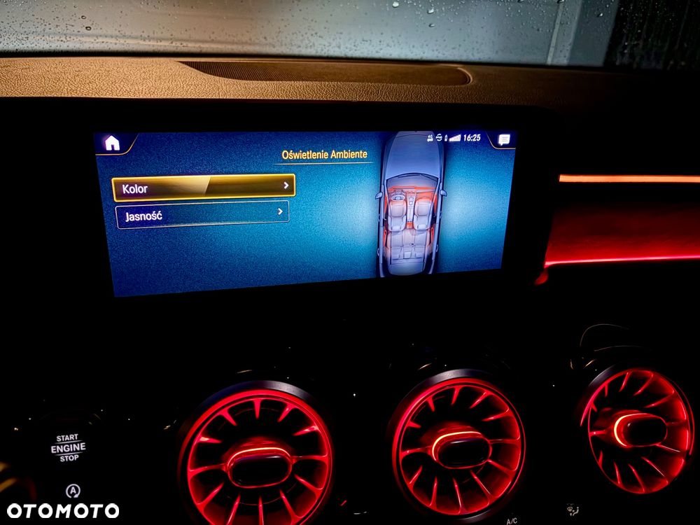 Mercedes-Benz Klasa A 250 7G-DCT AMG Line - 27