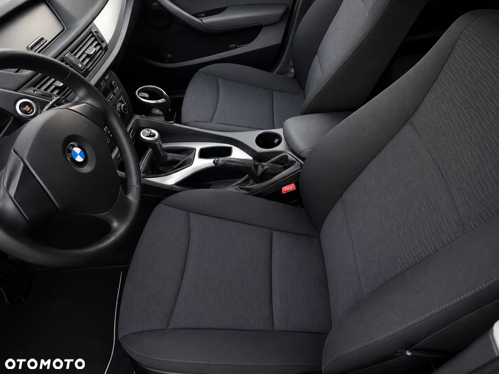 BMW X1 sDrive18d xLine - 18