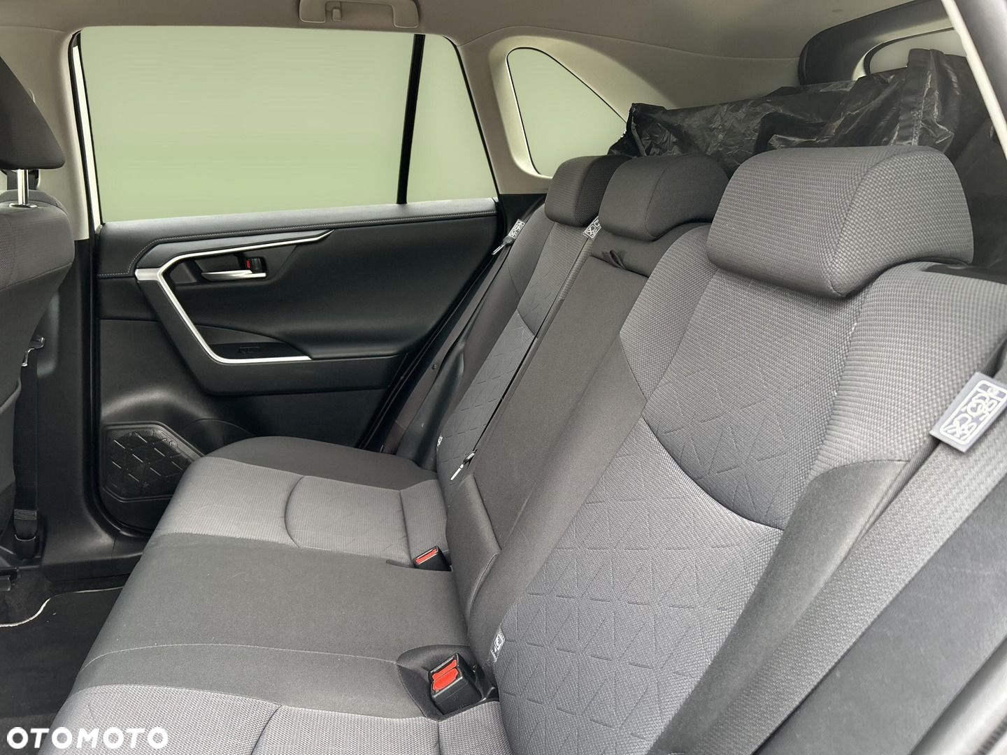 Toyota RAV4 - 12