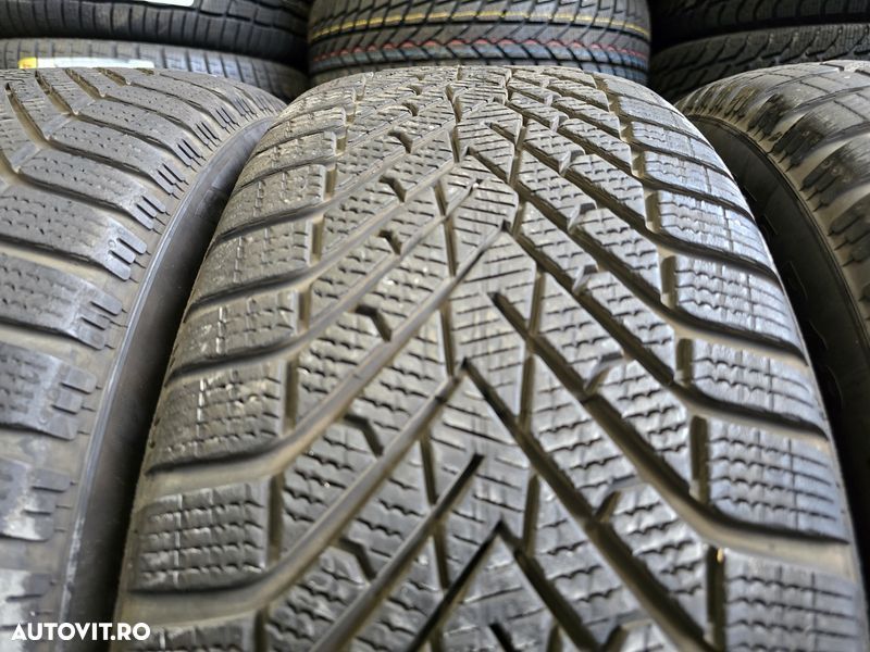 235/55/18 Pirelli 4piese - 5