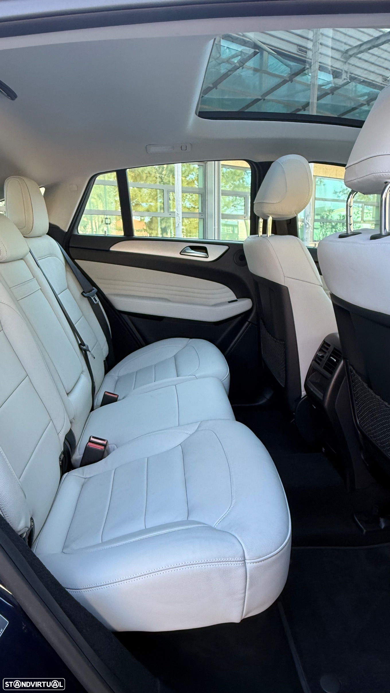 Mercedes-Benz GLE 350 d 4-Matic - 25