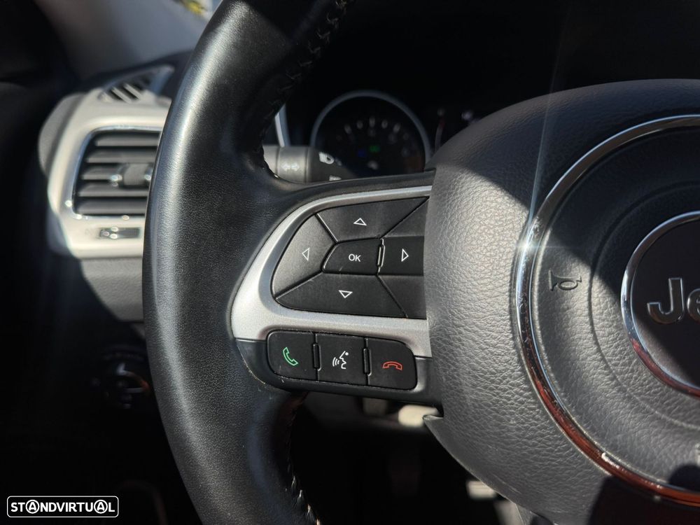 Jeep Compass 1.3 T Longitude - 19