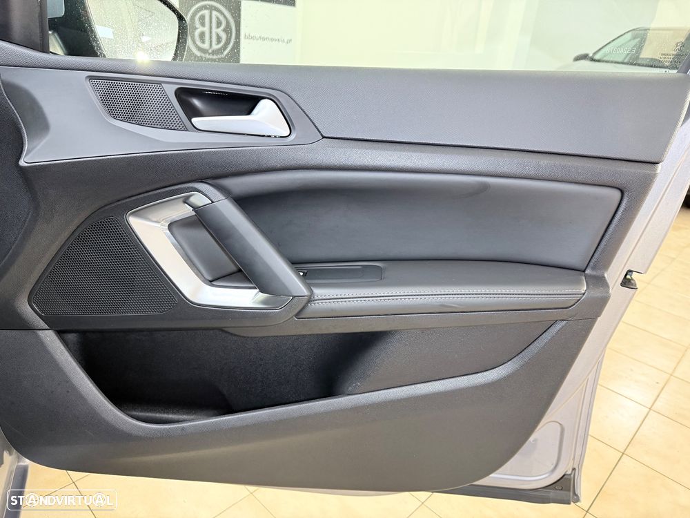 Peugeot 308 PureTech 130 GPF EAT8 Stop & Start Allure - 25