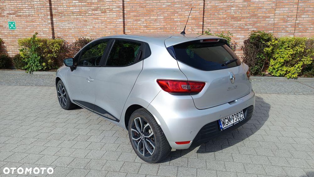Renault Clio - 2