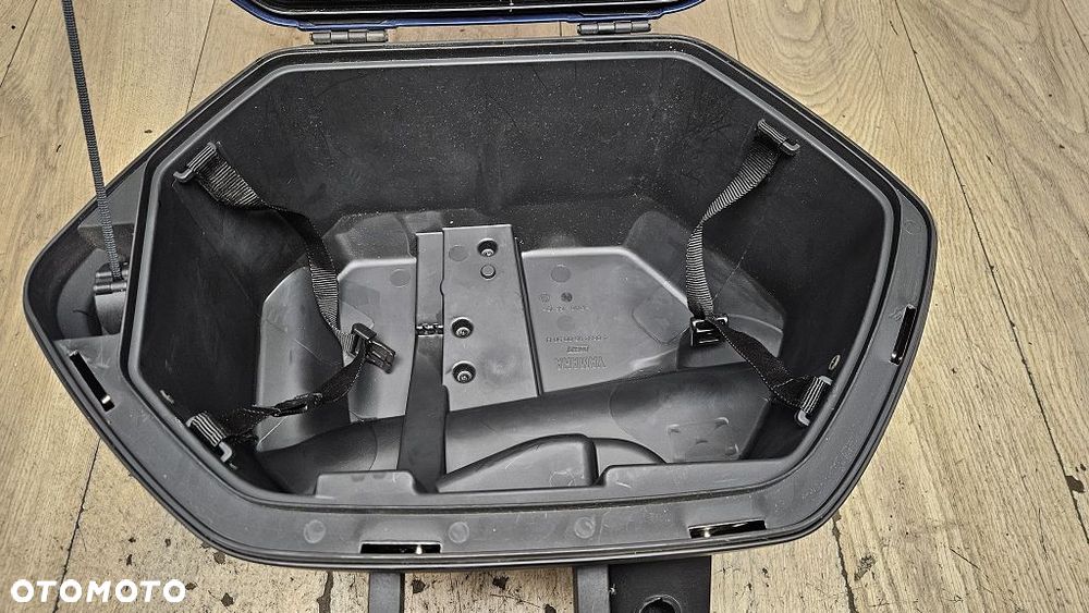 Kufer lewy Yamaha FJR 1300 / Tracer 900 - 10