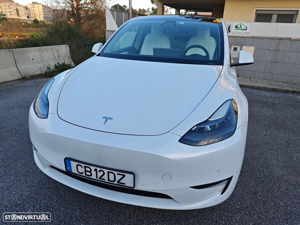 Tesla Model Y Long Range Dual Motor AWD - 4