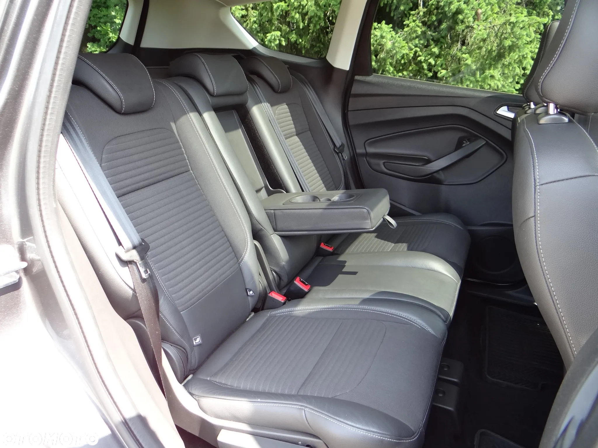Ford Kuga 1.5 EcoBoost AWD Titanium ASS - 23