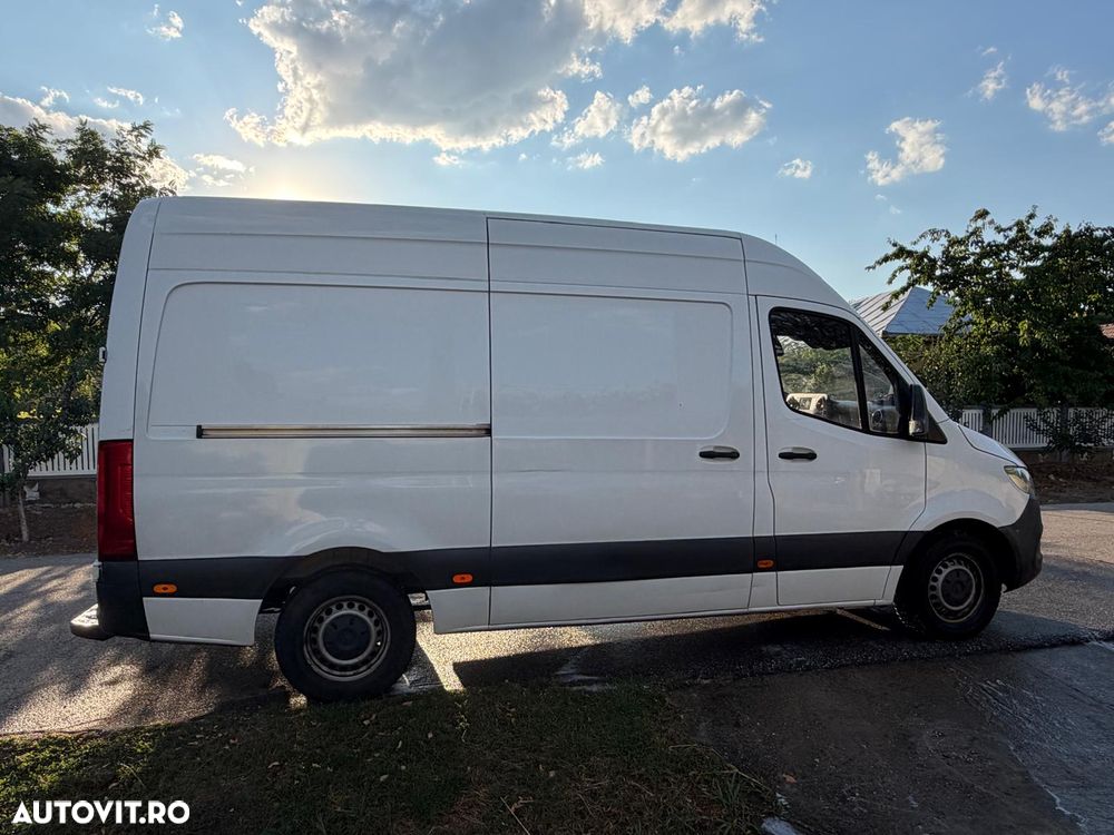 Mercedes-Benz Sprinter - 3