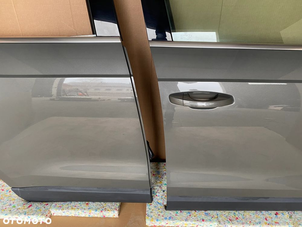 AUDI Q3 83A komplet drzwi przód tył prawe na prawą st. kolor Z7 Z7 LX7G 28km - 6