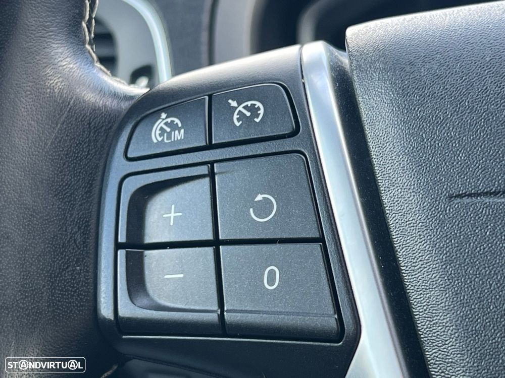 Volvo V40 1.5 T3 Sport Edition R Geartronic - 21